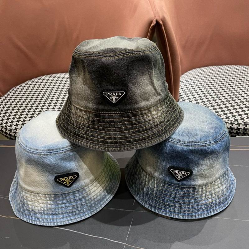Prada hat 071617